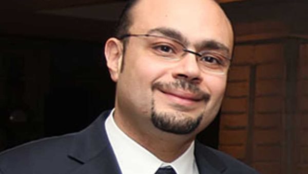 وفاة المنتج وليد مصطفى بعد صراع طويل مع المرض وفاة المنتج وليد مصطفى بعد صراع طويل مع المرض