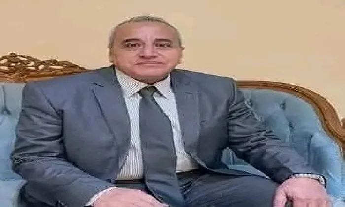 وفاة موجه لغة انجليزية أثناء إشرافه على طباعة امتحانات النقل بالشرقية وفاة موجه لغة انجليزية أثناء إشرافه على طباعة امتحانات النقل بالشرقية