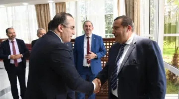 وفد برلماني فرنسي يشارك بالجزائر في احتفالات ذكرى مجازر 8 مايو 1945