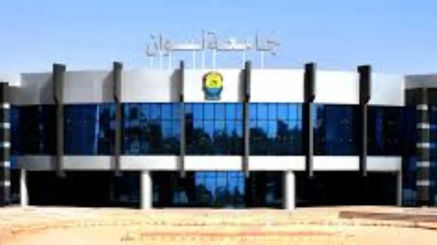 وفد من الكنيسة الكاثوليكية يهنئ رئيس جامعة أسوان بعيد الأضحى المبارك وفد من الكنيسة الكاثوليكية يهنئ رئيس جامعة أسوان بعيد الأضحى المبارك