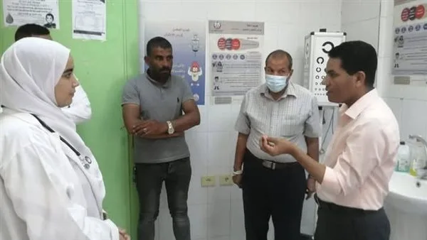 وكيل وزارة الصحة بالأقصر يقوم بجولة ميدانية لتفقد المرافق الصحية (صور) وكيل وزارة الصحة بالأقصر يقوم بجولة ميدانية لتفقد المرافق الصحية (صور)