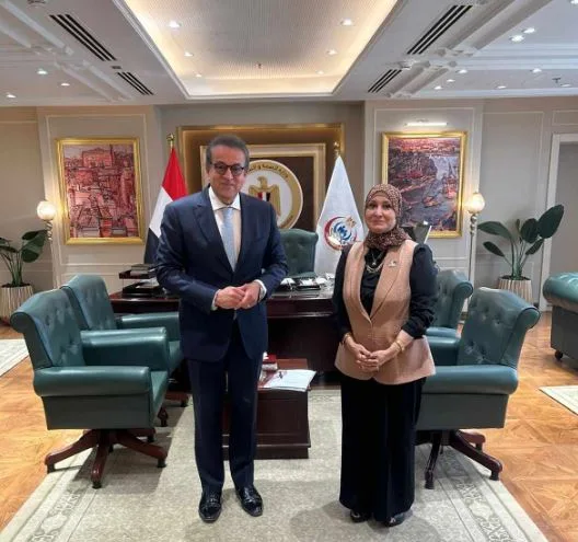 وزير الصحة ونقيب التمريض يبحثان تطوير التدريب المهني وتعميم الأدلة الاسترشادية وزير الصحة ونقيب التمريض يبحثان تطوير التدريب المهني وتعميم الأدلة الاسترشادية