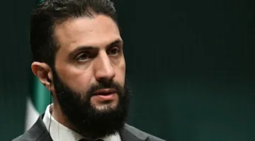 “وول ستريت جورنال” تكشف تفاصيل خطة الشرع لكسب الدعم الأمريكي