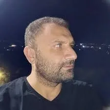 ياسين الرزوق زيوس: عين الشرع من على برج إيفل فهل يقطع النور عتمة دمشق المزنّرة بالتاريخ والحضارة بعد طول قطيعةٍ مع الازدهار ياسين الرزوق زيوس: عين الشرع من على برج إيفل فهل يقطع النور عتمة دمشق المزنّرة بالتاريخ والحضارة بعد طول قطيعةٍ مع الازدهار