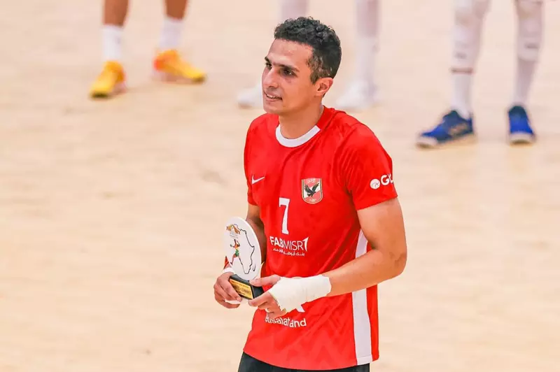 يد كرة اليد: عبد العزيز إيهاب لـ “ليلا كورة”: تمكنا من تجاوز الضغوط للفوز بالسوبر الأفريقي. يد كرة اليد: عبد العزيز إيهاب لـ “ليلا كورة”: تمكنا من تجاوز الضغوط للفوز بالسوبر الأفريقي.