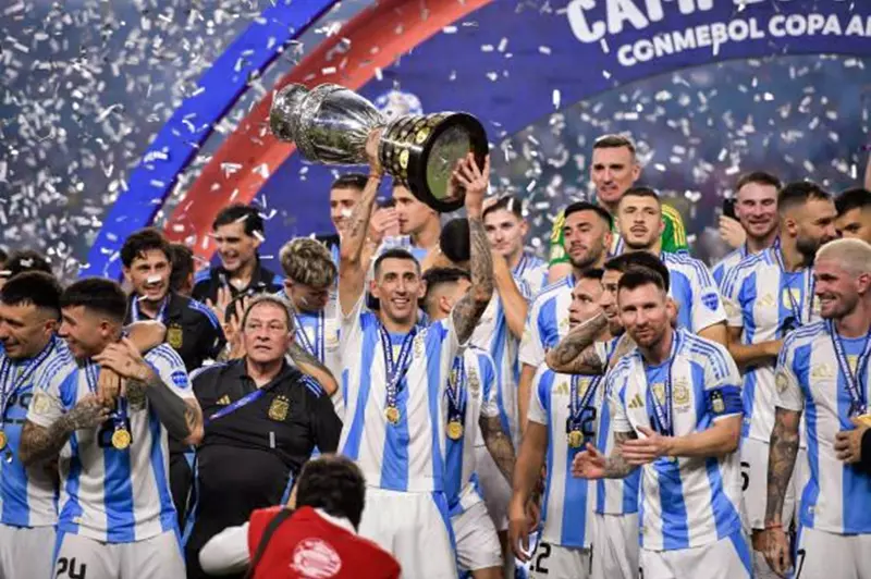 يسعى للعثور على منزل.. بطل العالم يقترب من الانتقال إلى ريال مدريد يسعى للعثور على منزل.. بطل العالم يقترب من الانتقال إلى ريال مدريد