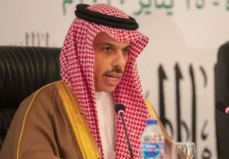 وزير الخارجية السعودي: نعمل على إعادة سوريا إلى مكانتها الطبيعية.