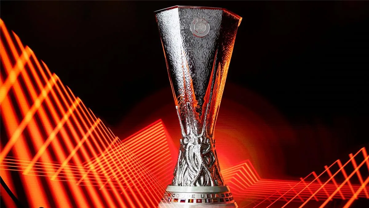 يويفا يحدد حكم نهائي الدوري الأوروبي بين مانشستر يونايتد وتوتنهام، الذي أدار مباراة الأهلي وبيراميدز. يويفا يحدد حكم نهائي الدوري الأوروبي بين مانشستر يونايتد وتوتنهام، الذي أدار مباراة الأهلي وبيراميدز.