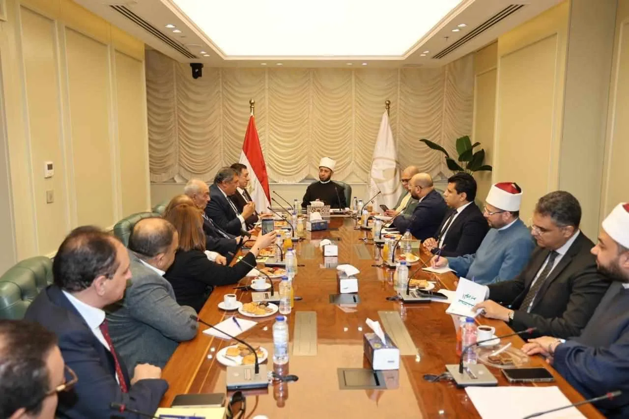 وزير الأوقاف يلتقي عيد لبيب ومجموعة من الشخصيات القبطية لتعزيز أواصر التآخي والمحبة وزير الأوقاف يلتقي عيد لبيب ومجموعة من الشخصيات القبطية لتعزيز أواصر التآخي والمحبة