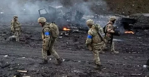 أوكرانيا: وصول عدد قتلى وجرحى الجيش الروسي إلى حوالي مليون و5 آلاف و60 شخصاً منذ بدء الحرب أوكرانيا: وصول عدد قتلى وجرحى الجيش الروسي إلى حوالي مليون و5 آلاف و60 شخصاً منذ بدء الحرب