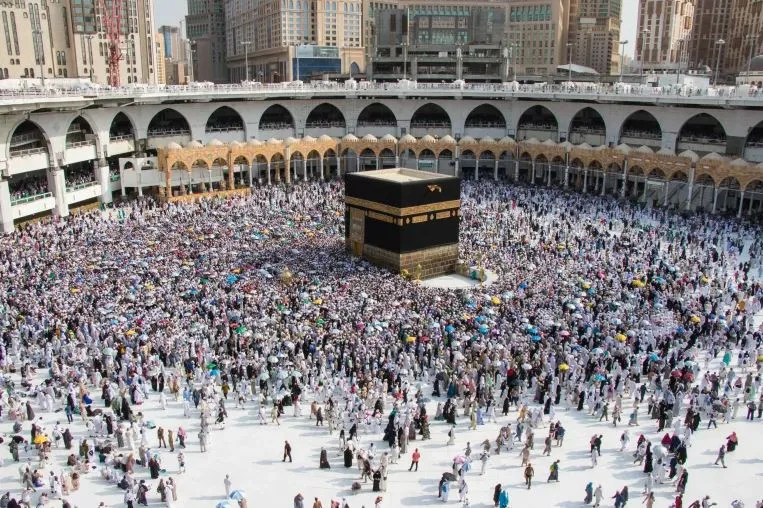 السعودية تُعلن عن بدء موسم العمرة وإصدار تأشيرات للمُعتمرين من الخارج السعودية تُعلن عن بدء موسم العمرة وإصدار تأشيرات للمُعتمرين من الخارج