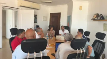 وزيرة البيئة تُعلن عن إعادة إطلاق برنامج مراقبة تتبع أسماك القرش في البحر الأحمر باستخدام الأقمار الصناعية