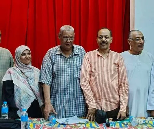 نادي الأدب في قصر ثقافة قوص ينظم لقاءً ثقافياً حول الراحل محمد أمين الشيخ نادي الأدب في قصر ثقافة قوص ينظم لقاءً ثقافياً حول الراحل محمد أمين الشيخ