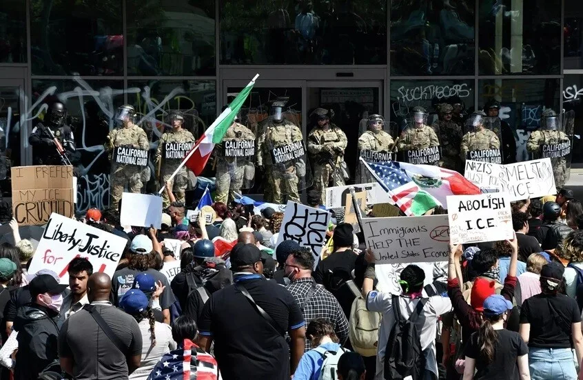 حاكم كاليفورنيا يطلب من المحكمة إنهاء عسكرة لوس أنجلوس حاكم كاليفورنيا يطلب من المحكمة إنهاء عسكرة لوس أنجلوس