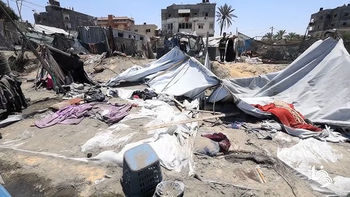 شهداء وجرحى جراء استهداف خيمة ت Shelter للنازحين غرب خان يونس