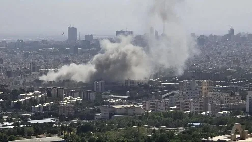الكويت تعلن عدم رصد أي تسرب إشعاعي نووي من إيران الكويت تعلن عدم رصد أي تسرب إشعاعي نووي من إيران
