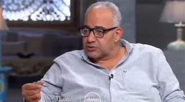 11 عامًا من العمل بلا أجر: أبرز محطات بيومي فؤاد الفنية بمناسبة عيد ميلاده