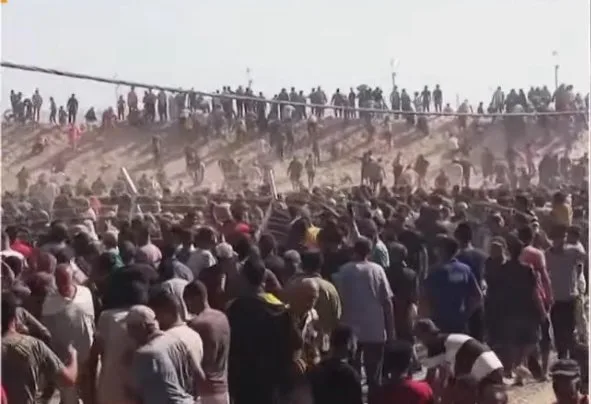 110 شهداء و583 جريحًا في مجازر المساعدات بغزة 110 شهداء و583 جريحًا في مجازر المساعدات بغزة