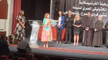 بعد إنقاذها من أجواء النزاع.. إلهام شاهين تطل لأول مرة في القاهرة برسالة تأييد للفنون