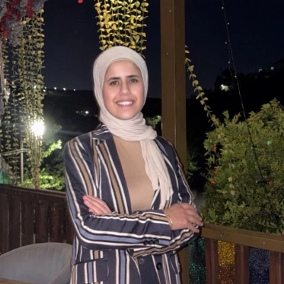 خريسات تكتب: عندما يتحوّل الإلتزام إلى عبء بدلًا من الحب.. الجوانب المخفية للعلاقات غير الآمنة – بقلم: د. شادية خريسات خريسات تكتب: عندما يتحوّل الإلتزام إلى عبء بدلًا من الحب.. الجوانب المخفية للعلاقات غير الآمنة – بقلم: د. شادية خريسات