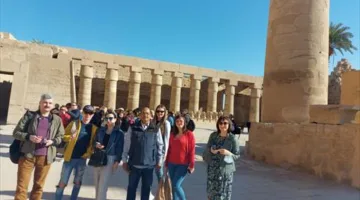 إدراج اللغتين الإيطالية والفرنسية في الموقع الإلكتروني الترويجي لهيئة السياحة.