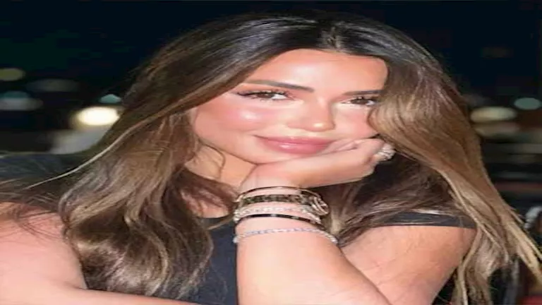 15 صورة حديثة لسارة سلامة وفواصل إعجاب من الجماهير 15 صورة حديثة لسارة سلامة وفواصل إعجاب من الجماهير