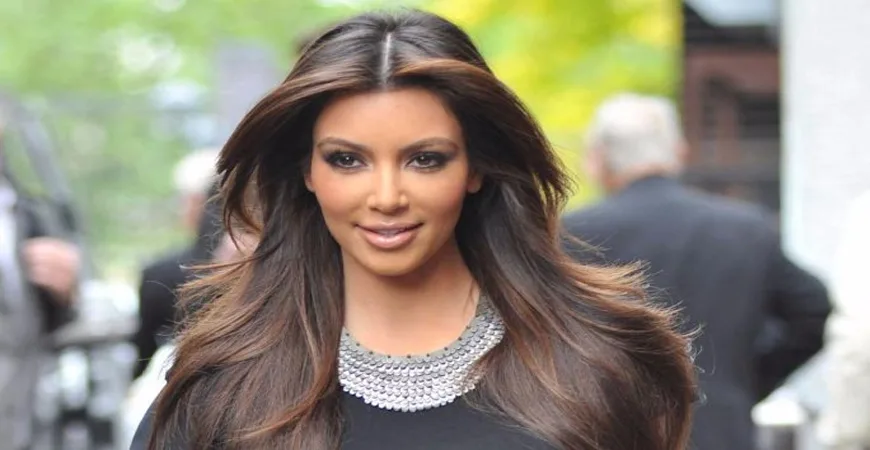 كيم كارداشيان توقع عقدًا لتجسيد شخصية الشريرة في الفيلم الجديد Bratz كيم كارداشيان توقع عقدًا لتجسيد شخصية الشريرة في الفيلم الجديد Bratz