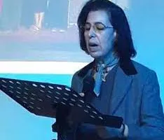 الشعراء والشهادات