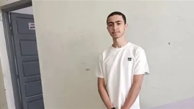 كريم يواجه القلق الأمني… طالب سوري يستعد لامتحانه بمفرده في السويداء
