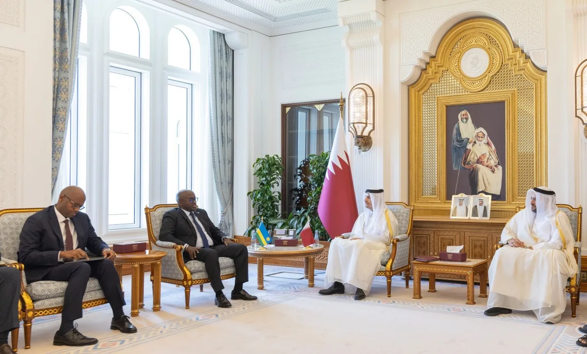 رئيس الوزراء ووزير الخارجية يستقبل وزير الخارجية والتعاون الدولي من جمهورية رواندا رئيس الوزراء ووزير الخارجية يستقبل وزير الخارجية والتعاون الدولي من جمهورية رواندا