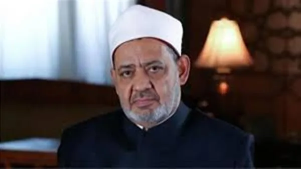 أحمد الطيب يلتقي الواعظات الأزهر بعد دورهن في توعية الحجاج في المطارات أحمد الطيب يلتقي الواعظات الأزهر بعد دورهن في توعية الحجاج في المطارات