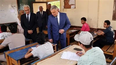 محافظ الإسماعيلية: توفير بيئة آمنة ومنظمة للطلاب خلال فترة الامتحانات