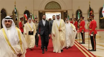 «دبلوماسية جديدة».. وصول الرئيس السوري أحمد الشرع إلى الكويت | صور