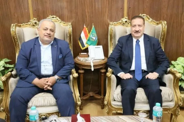 محافظ المنوفية يستقبل وفد الحملة الوطنية للتوعية بالفحص المبكر عن السرطانات محافظ المنوفية يستقبل وفد الحملة الوطنية للتوعية بالفحص المبكر عن السرطانات