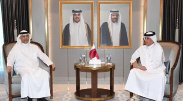 وزير الدولة للشؤون الخارجية يودع السفير الكويتي
