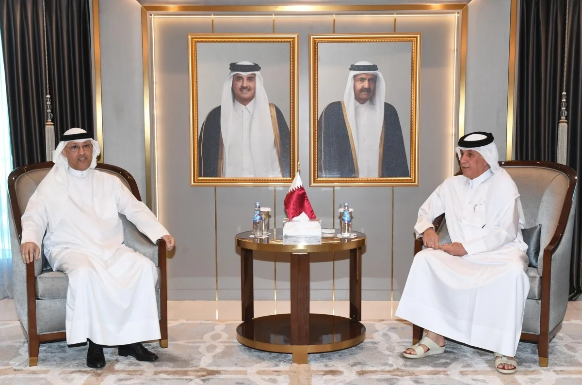 وزير الدولة للشؤون الخارجية يودع السفير الكويتي وزير الدولة للشؤون الخارجية يودع السفير الكويتي