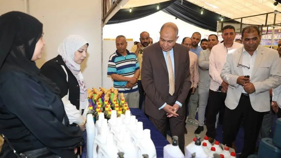 محافظ المنيا ي inaugurates “سوق اليوم الواحد” على ضفاف النيل تحضيراً لعيد الأضحى محافظ المنيا ي inaugurates “سوق اليوم الواحد” على ضفاف النيل تحضيراً لعيد الأضحى