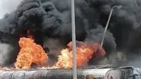 إصابة أربعة أشخاص جراء اندلاع حريق في سيارة محملة بالبنزين داخل محطة للوقود في الشرقية