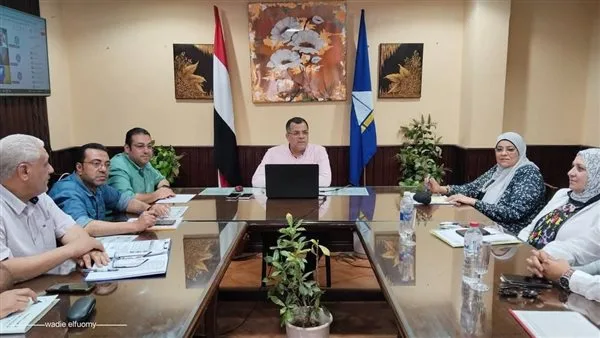 مدير “تعليم دمياط” يشرف على امتحانات المرحلة الإعدادية من غرفة التحكم مدير “تعليم دمياط” يشرف على امتحانات المرحلة الإعدادية من غرفة التحكم