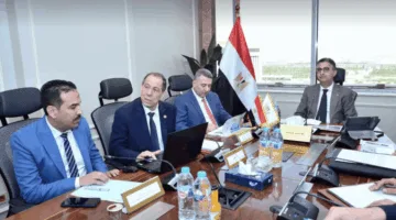 وزير التموين يأمر بتحسين أداء مصانع شركة السكر وتجديد خطوط الإنتاج.