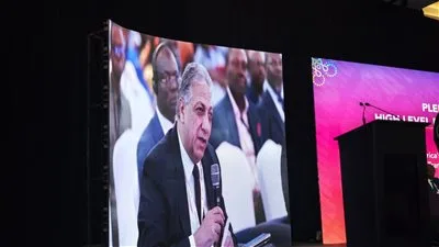 البترول: القارة الإفريقية تمتلك مخزونات ضخمة من الغاز والنفط البترول: القارة الإفريقية تمتلك مخزونات ضخمة من الغاز والنفط