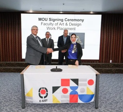 الجامعة المصرية اليابانية تبرم اتفاقية لتدريب طلاب الفنون مع أبرز شركات التصميم. الجامعة المصرية اليابانية تبرم اتفاقية لتدريب طلاب الفنون مع أبرز شركات التصميم.