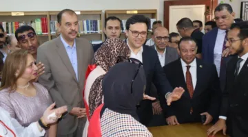 وزير الثقافة ومحافظ سوهاج يدشنان بيت ثقافة أخميم بعد تحديثه وتحسينه.