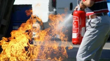 جزائري حاول إشعال النار في جسده أمام وزارة العدل