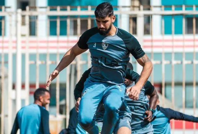 الزمالك يعلن حل مشكلة مستحقات اللاعب الفلسطيني ياسر حمد. الزمالك يعلن حل مشكلة مستحقات اللاعب الفلسطيني ياسر حمد.