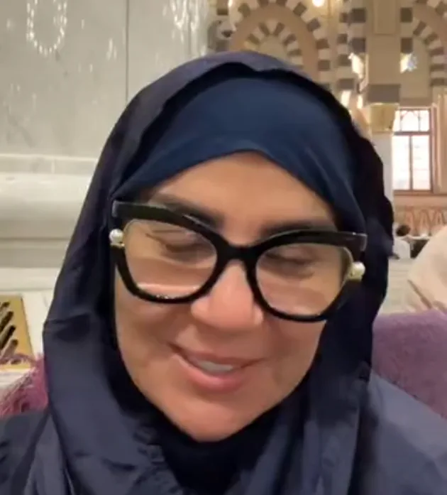 الإعلامية مفيدة شيحة من مكة: “لم أتوقع أن أؤدي مناسك الحج هذا العام” الإعلامية مفيدة شيحة من مكة: “لم أتوقع أن أؤدي مناسك الحج هذا العام”