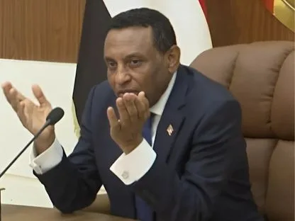 رئيس وزراء السودان يعلن عن تفكيك الحكومة لتشكيل حكومة جديدة. رئيس وزراء السودان يعلن عن تفكيك الحكومة لتشكيل حكومة جديدة.