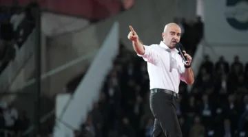 طالباني يصرح: عمل على معالجة قضية الرواتب