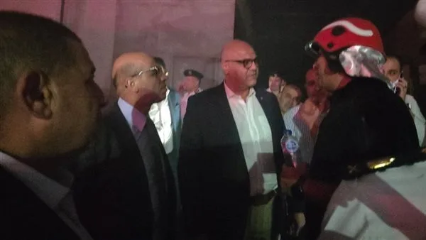 محافظ القليوبية يزور موقع إطفاء حريق في مصنع بالقناطر الخيرية محافظ القليوبية يزور موقع إطفاء حريق في مصنع بالقناطر الخيرية