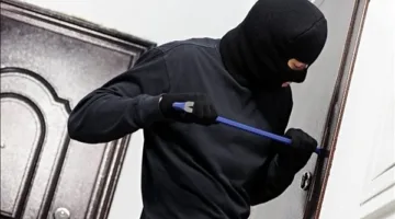 تحت أسلوب كسر النوافذ.. القبض على عصابة سرقة المساكن في المرج